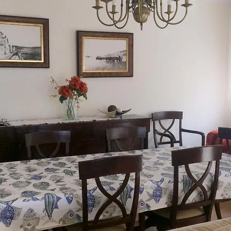 Daire Spacious With Sea View In - 120 M², Fireplace *