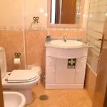 Spacious With Sea View In - 120 M², Fireplace * Nazaré