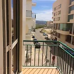 Spacious With Sea View In - 120 M², Fireplace