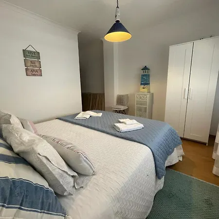 Апартаменты Spacious With Sea View In - 120 M², Fireplace