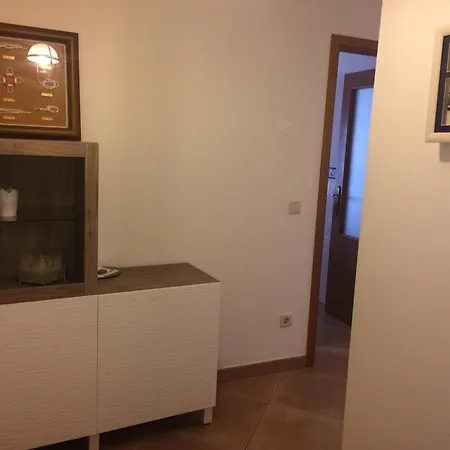 Spacious With Sea View In - 120 M², Fireplace Appartement