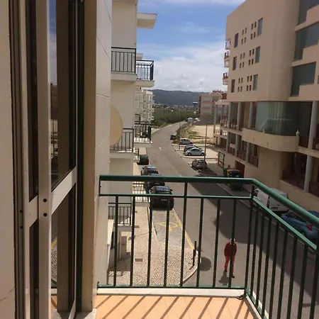 Spacious With Sea View In - 120 M², Fireplace Appartement