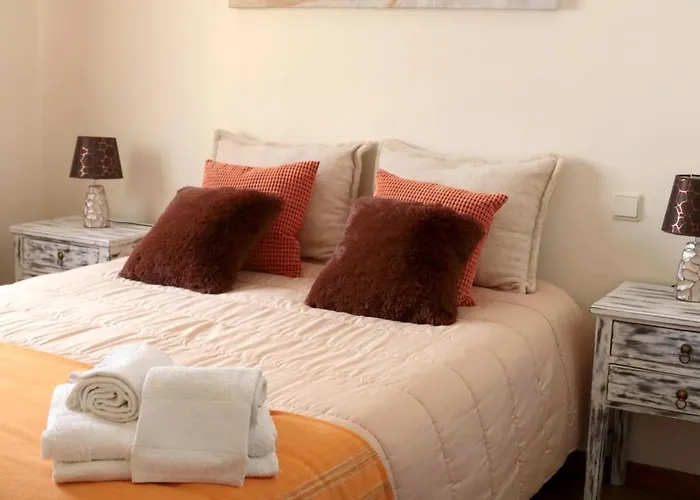 Spacious With Sea View In - 120 M², Fireplace Appartamento Nazaré