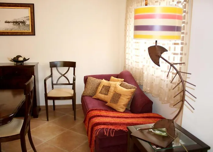 Spacious With Sea View In - 120 M², Fireplace