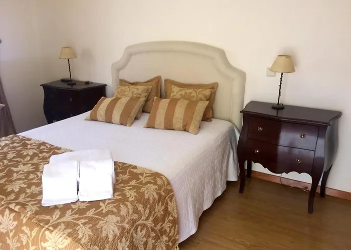 Spacious With Sea View In - 120 M², Fireplace Appartamento Nazaré