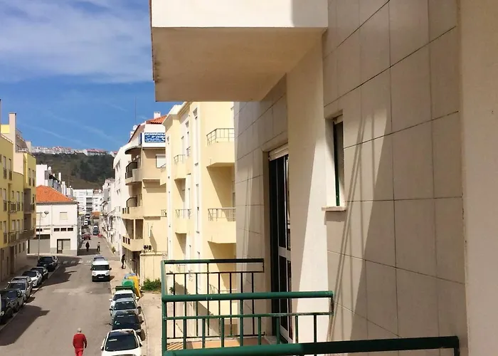 Spacious With Sea View In - 120 M², Fireplace Appartamento Nazaré