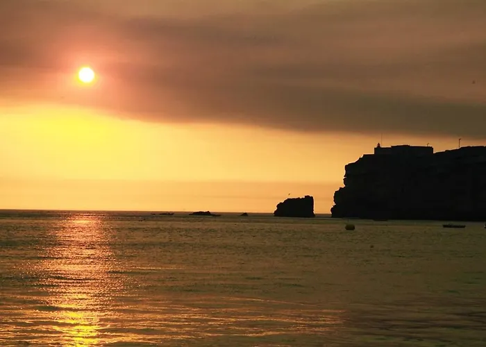 Spacious With Sea View In - 120 M², Fireplace