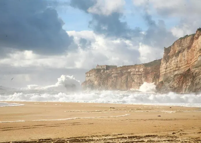 Appartamento Spacious With Sea View In - 120 M², Fireplace Nazaré